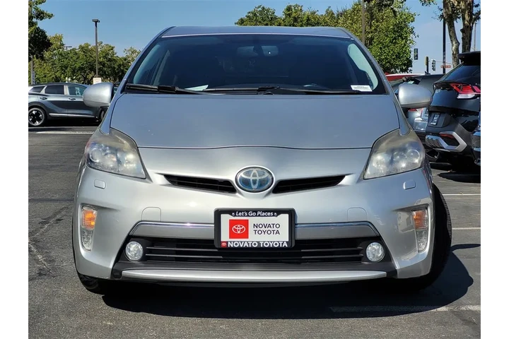 $10899 : 2012 Prius Plug-in Advanced image 2