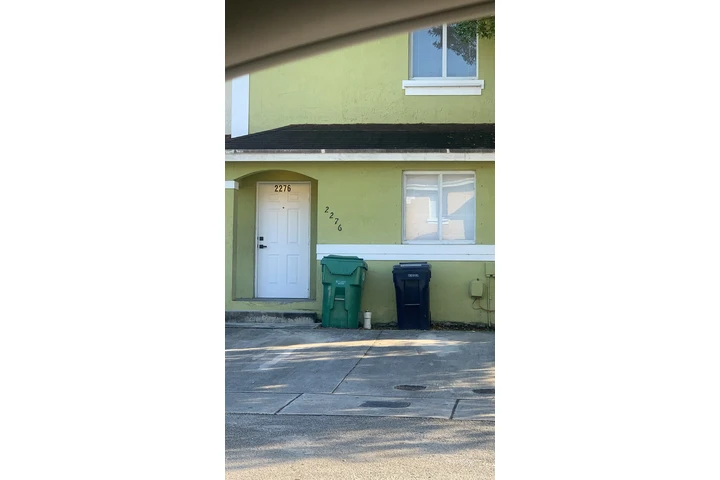 $800 : Rento Habitacion image 1