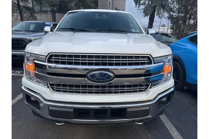 $32937 : Ford F-150 2019 4x4 Lariat 4 image 2