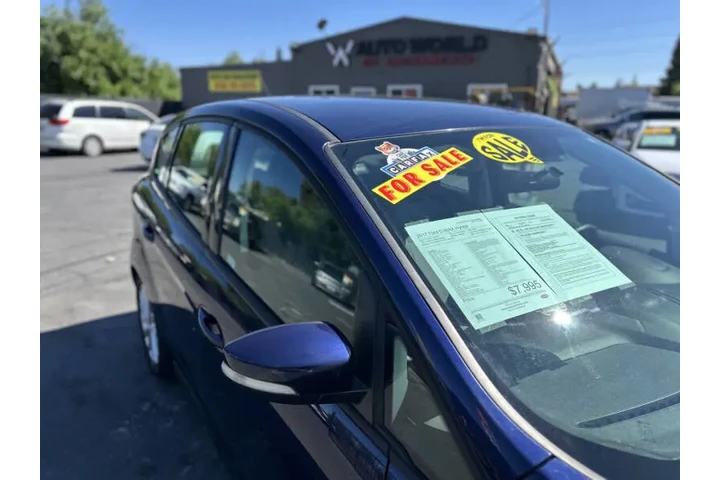 $6995 : 2017 C-MAX Hybrid SE image 8