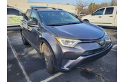$14729 : Toyota RAV4 2017 LE 4dr SUV thumbnail
