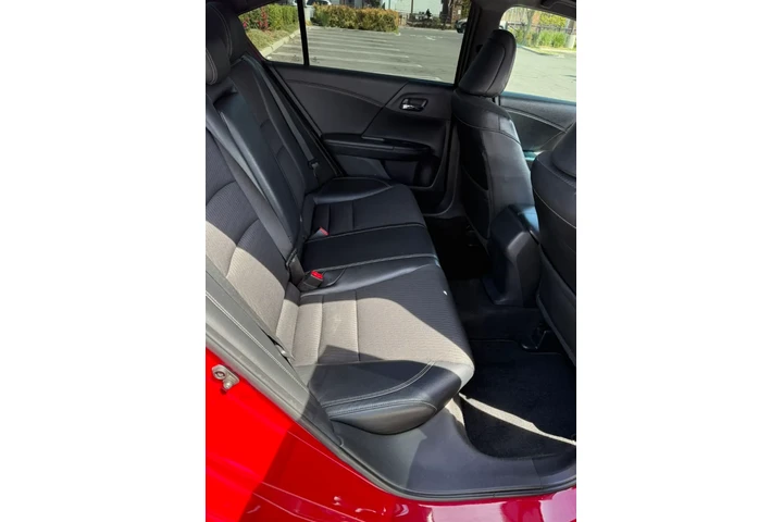 $4000 : Honda Accord 2015 image 7