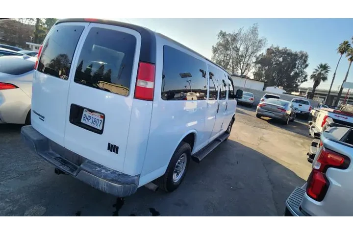 $12999 : 2014 Express image 3