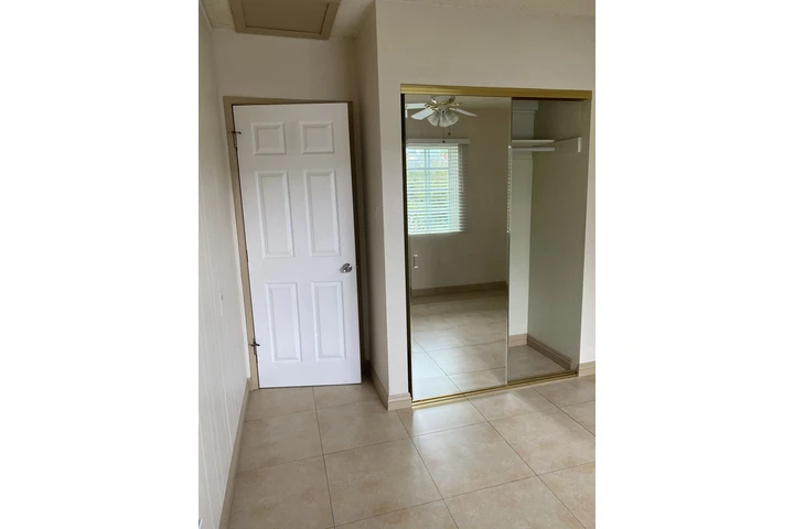 $800 : Rento recamara en Stanton image 1