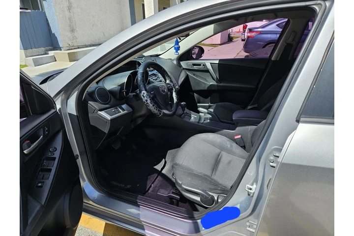 $3000 : Vendo  Mazda 3 image 7