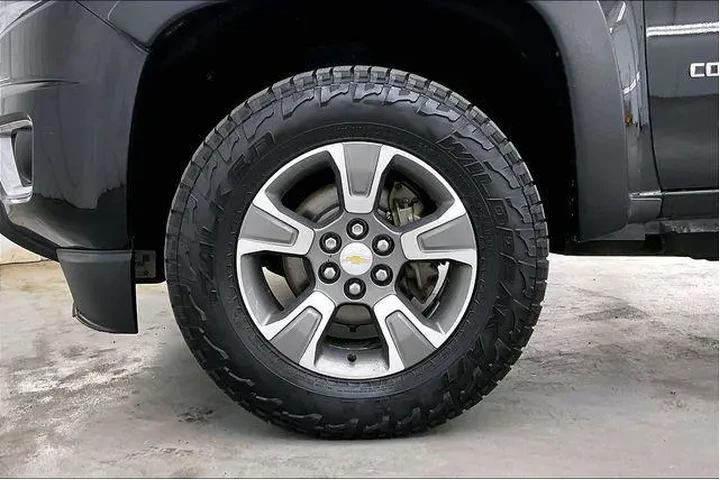 $27490 : Chevrolet Colorado 2017 4x4 image 10