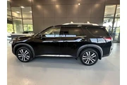 $39795 : Nissan Pathfinder 2024 AWD P thumbnail