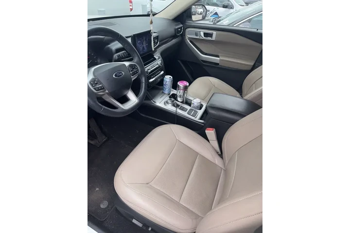 $28250 : Ford Explorer 2021 Limited 4 image 7