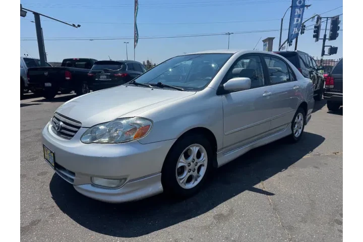 $3998 : 2004 Corolla CE image 5
