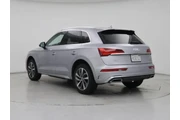$27998 : Audi Q5 2022 AWD quattro S l thumbnail