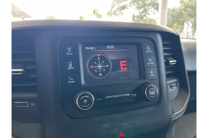 $24500 : Ram 1500 2020 4x2 Tradesman image 10