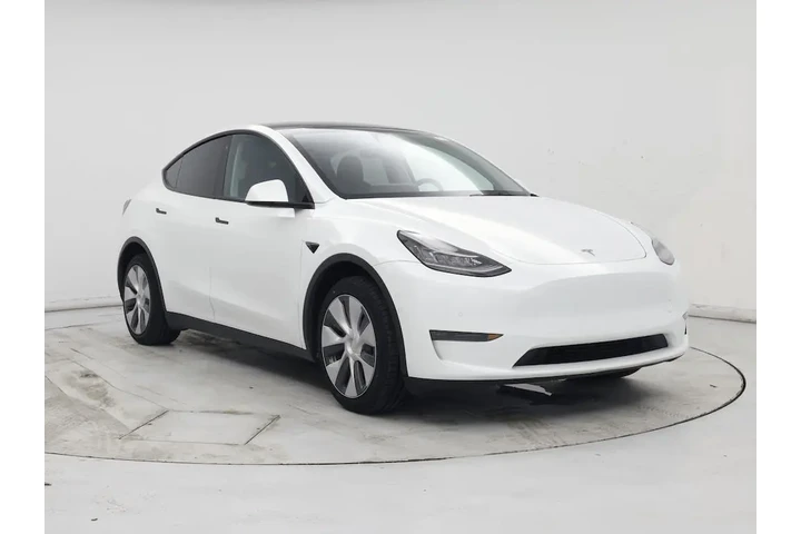 $29998 : Tesla Model Y 2022 AWD Long image 1