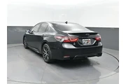 $23399 : Toyota Camry 2024 SE 4dr Sed thumbnail