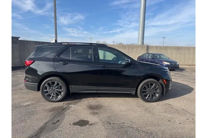 $26911 : Chevrolet Equinox 2024 4x4 R image 8