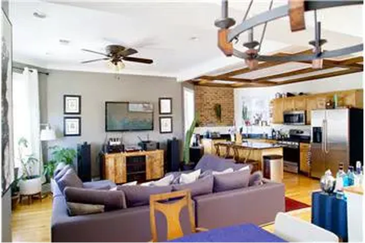 $3095 : Rental property with 3 bedro image 1