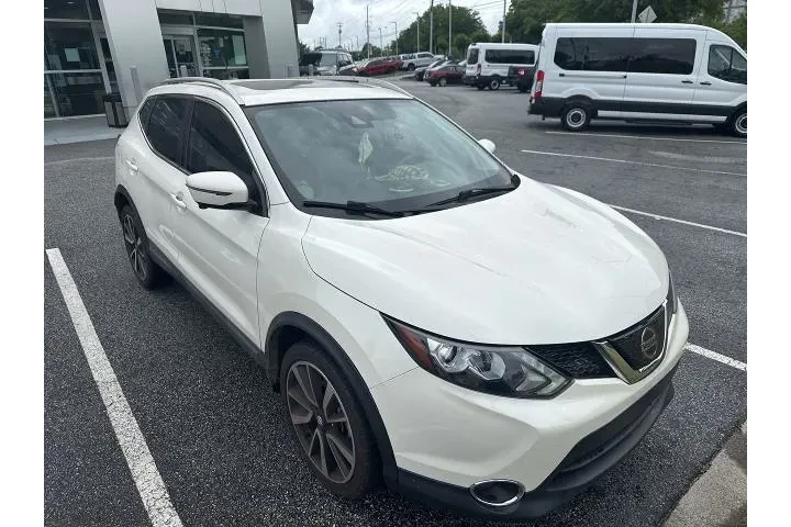 $16998 : Nissan Rogue Sport 2019 S 4d image 4