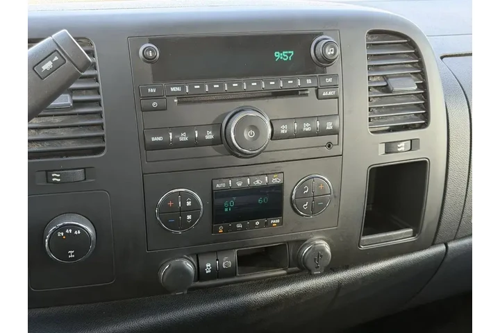 $29900 : GMC Sierra 2500HD 2014 4x4 S image 5