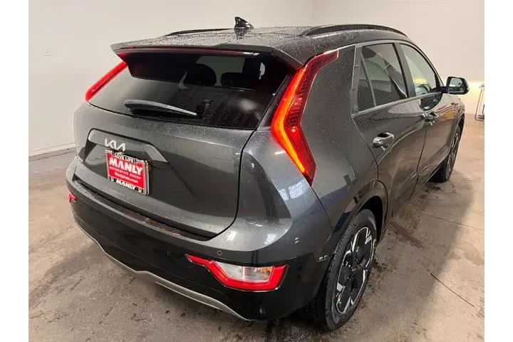 $17695 : Kia Niro EV 2023 Wind 4dr Cr image 3