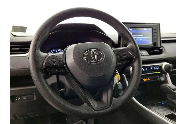 $25998 : Toyota RAV4 2021 AWD LE 4dr image 10