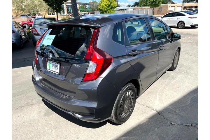 2019 Fit LX CVT image 5