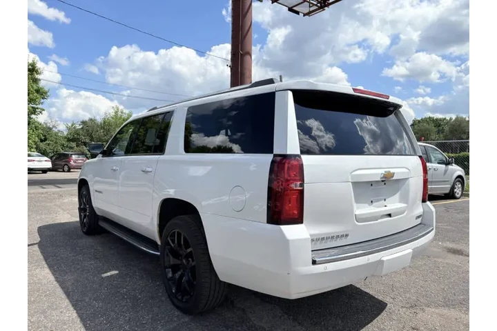 $24995 : 2018 Suburban Premier image 8