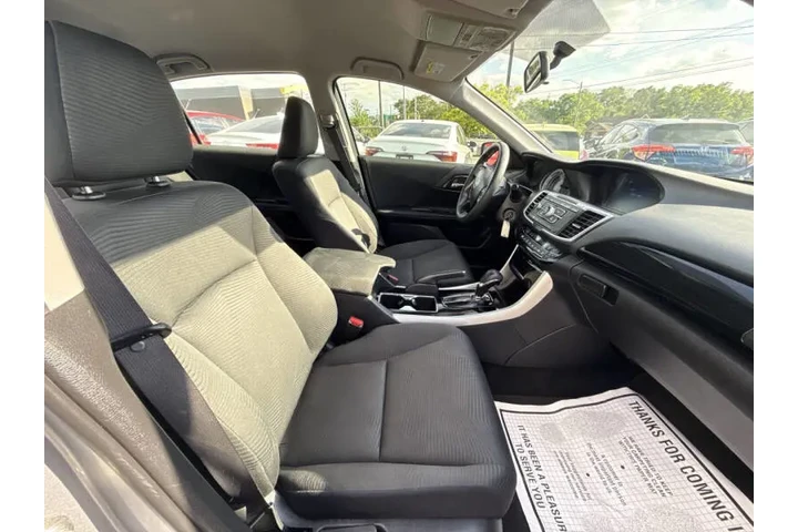 $13995 : 2017 Accord LX image 10