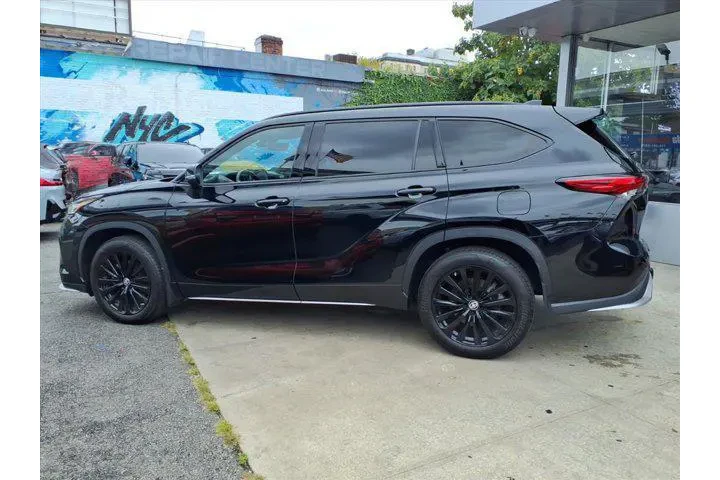 $38960 : Toyota Highlander 2023 AWD L image 4