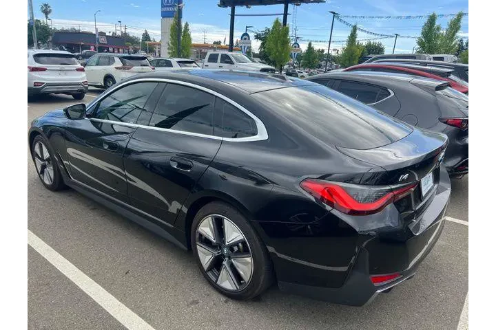 $32988 : BMW i4 2023 eDrive35 Gran Co image 8