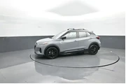 $17300 : Nissan Kicks 2021 SR 4dr Cro thumbnail