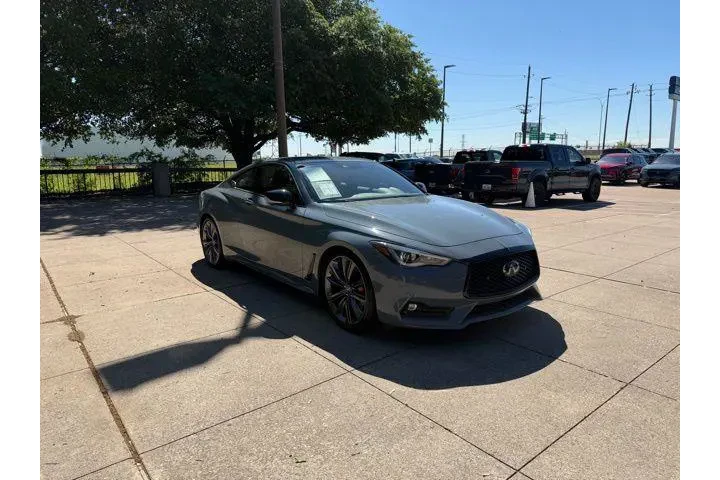 $36980 : INFINITI Q60 2022 Red Sport image 7