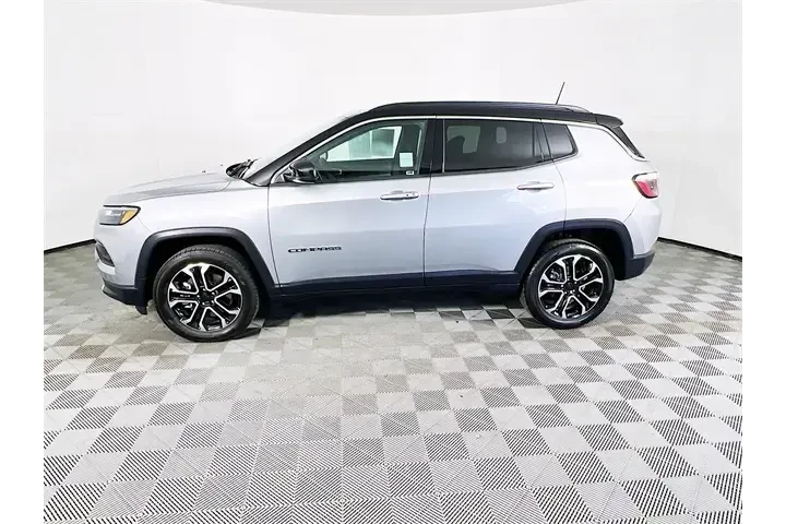 $20500 : Jeep Compass 2023 4x4 Limite image 4