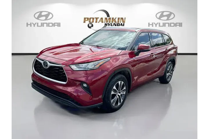 $28158 : Toyota Highlander 2020 XLE 4 image 1