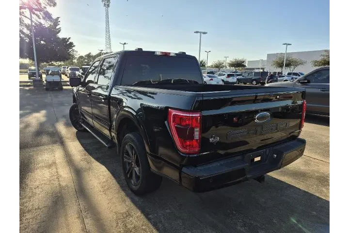 $30981 : Ford F-150 2021 4x2 XLT 4dr image 4