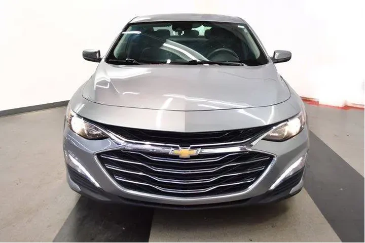 $16994 : Chevrolet Malibu 2024 LT 4dr image 3
