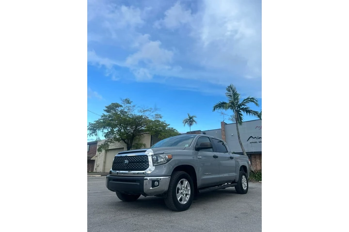 $24000 : " TOYOTA TUNDRA SR5 2018 " image 7