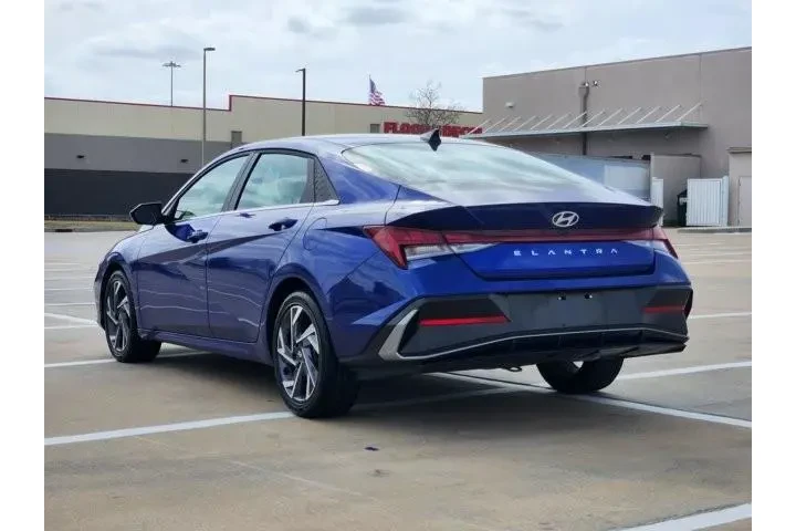 $22628 : Hyundai ELANTRA 2025 SEL Con image 5