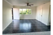 3 bedrooms, 1 bathroom, and 1 en Los Angeles