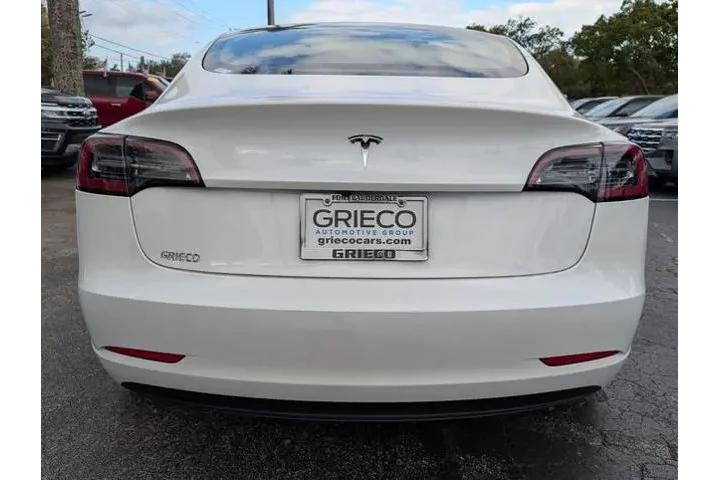 $19877 : Tesla Model 3 2023 4dr Sedan image 6