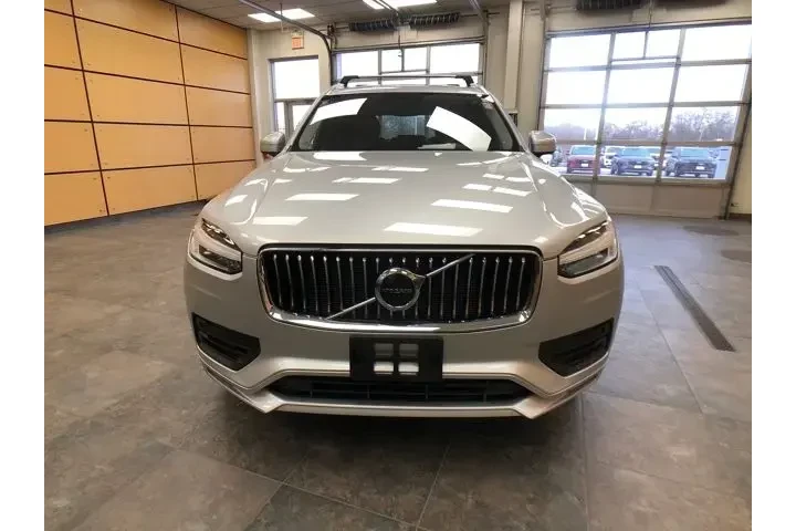 $27317 : Volvo XC90 2020 AWD T6 Momen image 2