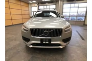 $27317 : Volvo XC90 2020 AWD T6 Momen thumbnail