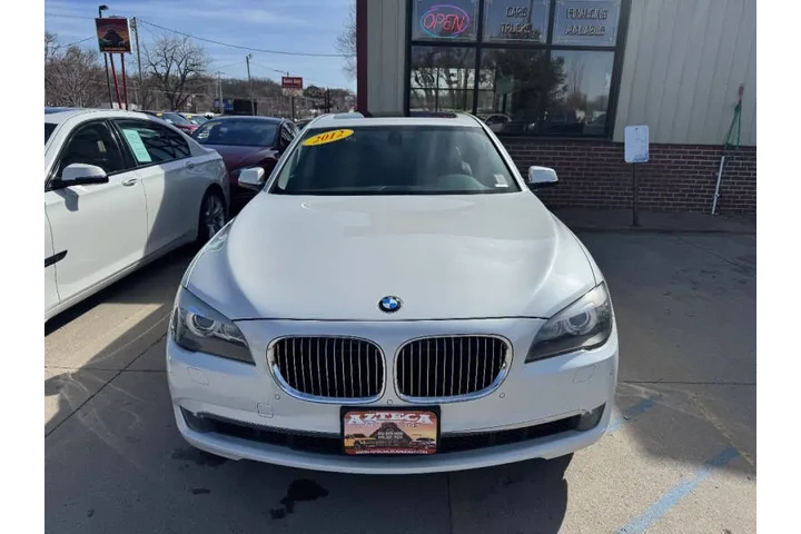 $9950 : 2012 BMW 7 Series 750Li xDrive image 3
