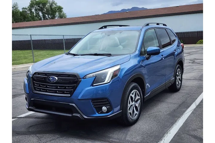 $21900 : 2022 Forester Premium image 5
