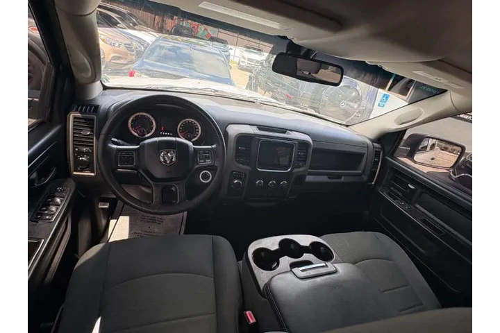 $9400 : 2018 RAM 1500 Tradesman image 5