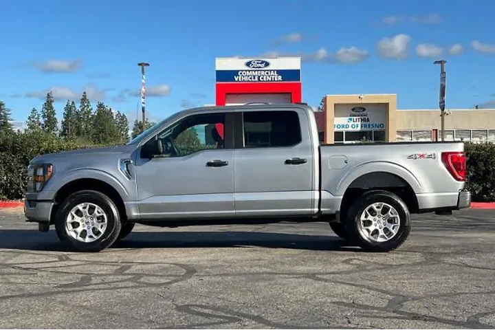 $35741 : Ford F-150 2023 4x4 XLT 4dr image 6