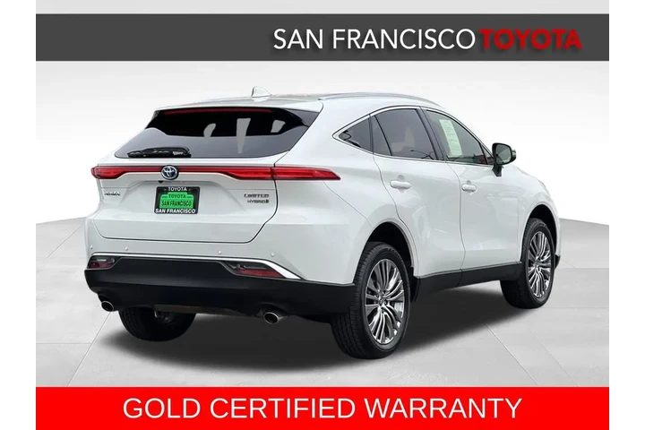 $32999 : Gold Certified 2022 Venza Lim image 5
