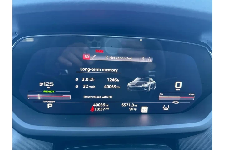 Audi RS e-tron GT 2022 AWD q image 10