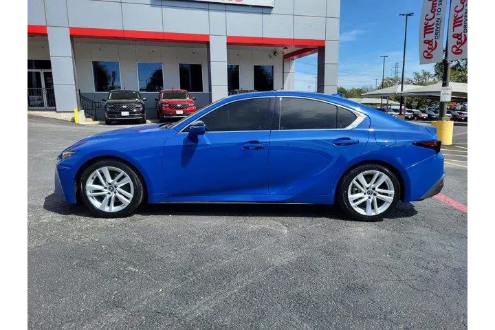 $38600 : Lexus IS 300 2024 4dr Sedan image 6