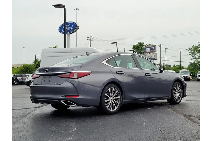 $25998 : Lexus ES 350 2019 F SPORT 4d image 4