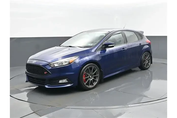 $16394 : Ford Focus 2017 ST 4dr Hatch image 1