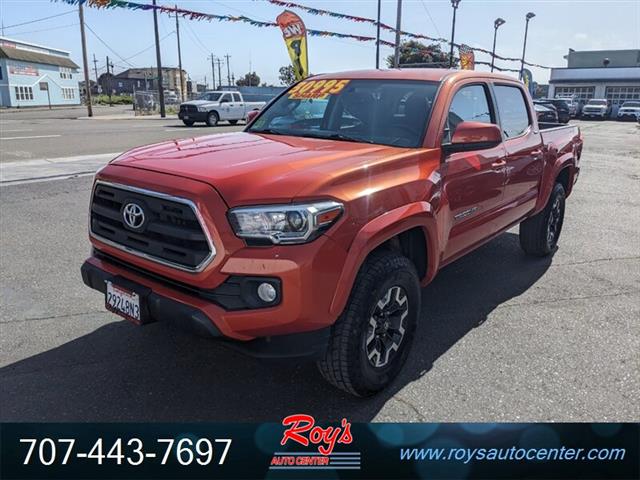 2016 Tacoma SR5 V6 4WD Truck image 3